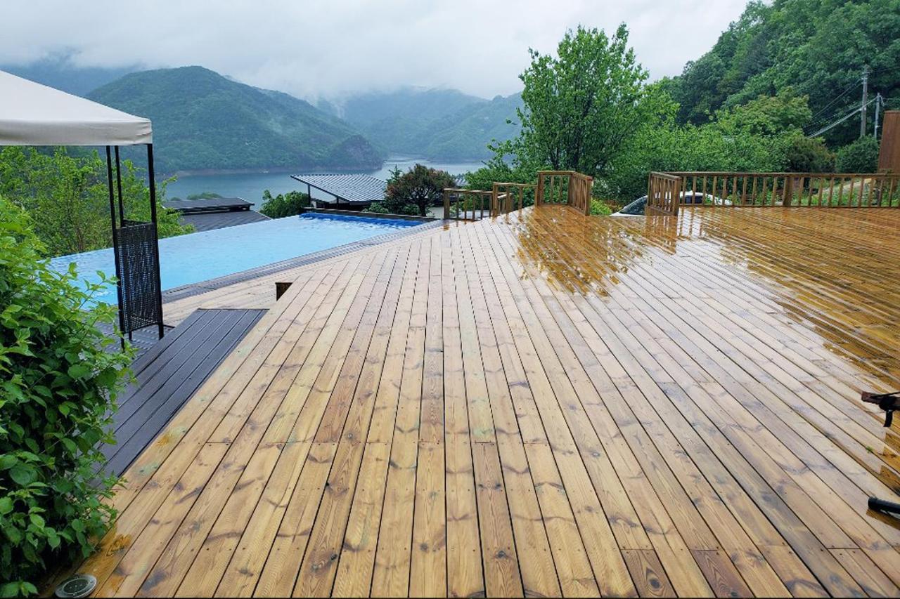 Penatess Pool Villa Chungju Esterno foto