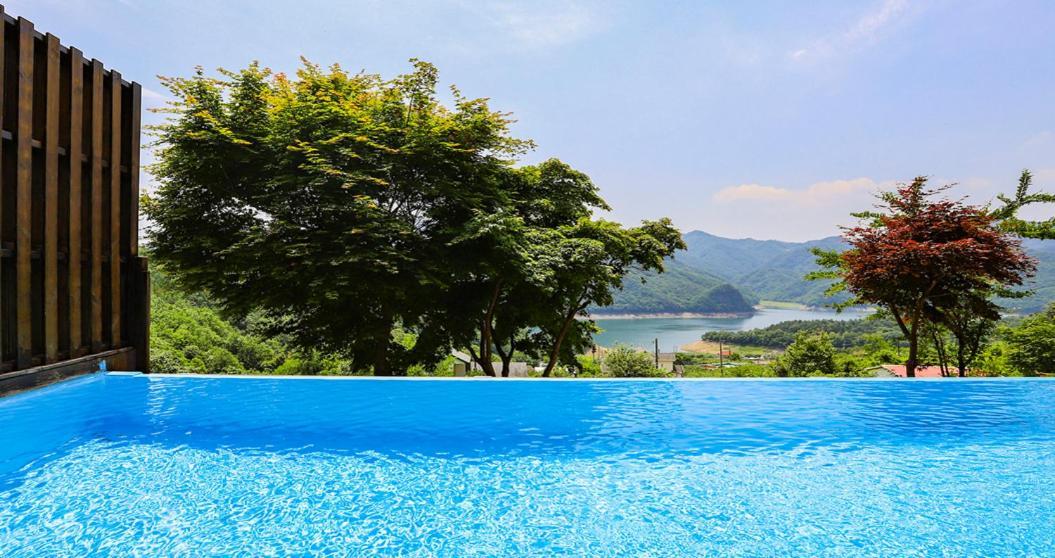 Penatess Pool Villa Chungju Esterno foto