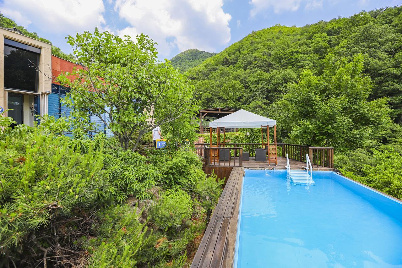 Penatess Pool Villa Chungju Esterno foto