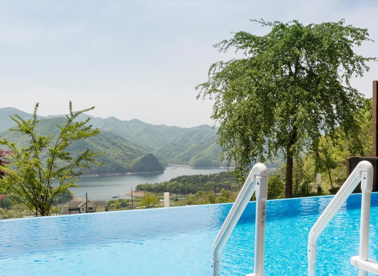 Penatess Pool Villa Chungju Esterno foto